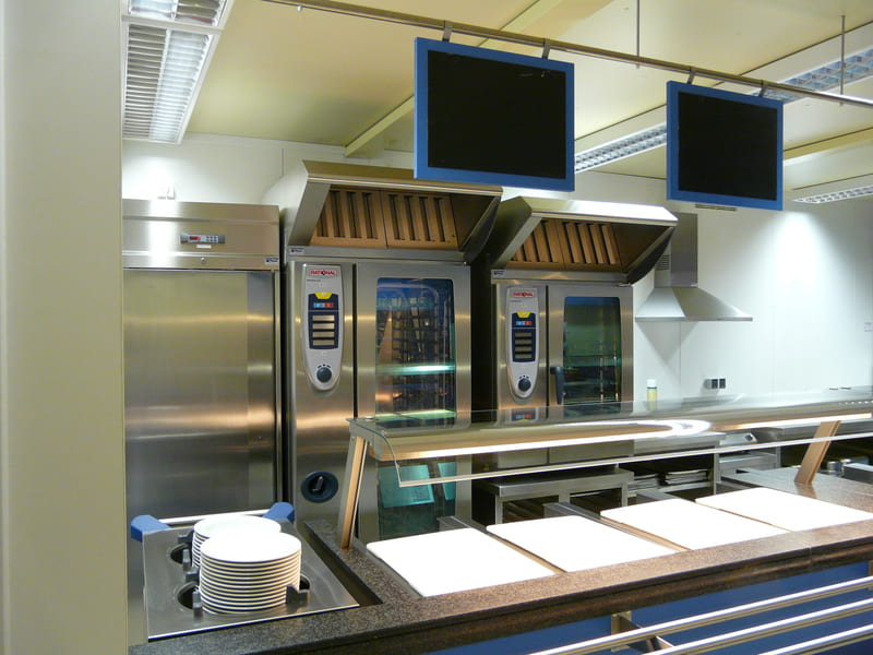 troservice-troisdorf-schulcatering-ausgabekueche-kunde